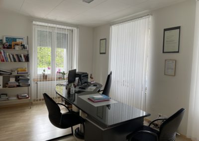 Médecin généraliste cherche repreneur – Cabinet médical à la Chaux-de-Fonds au centre-ville dans le canton de Neuchâtel